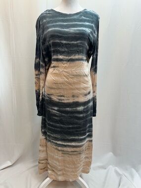 dolan Long Sleeve Tie-Dye Midi Dress in gray  and Cream M